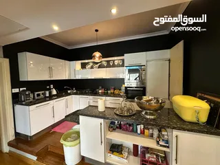  4 فيلا للايجار في حي الشويفات - Villa for rent in choueifat: