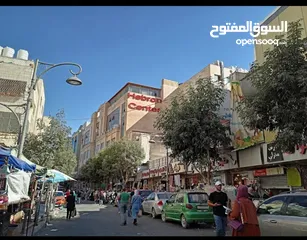  2 (محل تجاري للبيع خلو )مع سدة كاملة على طول المحل