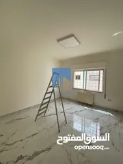  3 شقة فاخرة للبيع في جبل عمان طابق اول 190م تشطيب سوبر ديلوكس بسعر مغري
