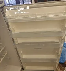  5 ثلاجة نوع توشيبا