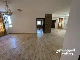  27 عمارة للبيع فل عقبة تاسعة جمعيات شقتين كل شقة 200 متر+ تسوية 80 متر بسعر مغري مساحة الارض 476