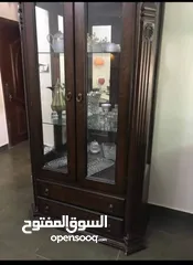  2 طقم كنب للبيع مع سفره