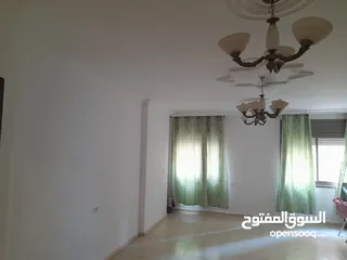 2 شقة بالطيرة للبيع