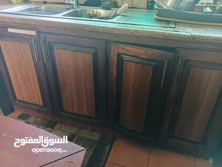 4 مطبخ بلوط مع الرخام للبيع بسعر مغري