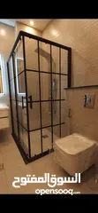  14 شقة مميزة طابق ثاني مساحة 206 م - طريق المطار - مقابل سوبر ماركت 911-سكن أ - شركة رمضان مميل للاسكان