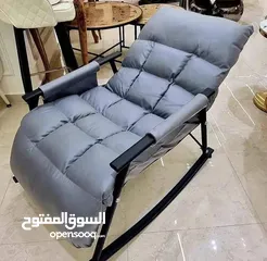  2 كرسي هزاز كلاسيكي قابل للطي لون رمادي تصميم عصري وأنيق باللون السكني الراقي.  راحة فائقة مع إسفنج