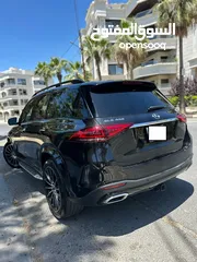  4 Mercedes-AMG GLE450 2021