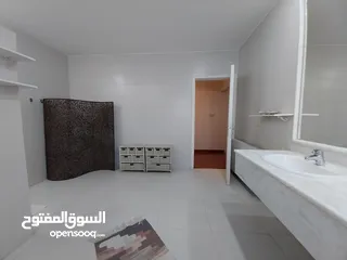  38 فيلا للايجار في عبدون  ( Property 33676 ) سنوي فقط