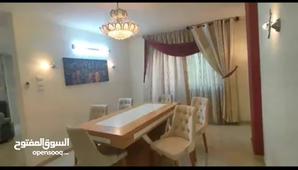  3 شقه مفروشه للإيجار السنوي في الجبل الشمالي عماره الامل فوق سوبرماركت الامل