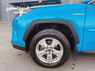  21 2020 TOYOTA RAV4 LE 4*4 السياره تب نضافه بصلاه على النبي وكاله