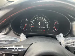  7 كيا سورنتو فل مسكر دفع رباعي فحص نخب ولا غرام بويه ترخيص تامين شامل سنه عداد 132 اصلي