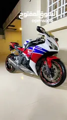  6 هوندا CBR 1000RR