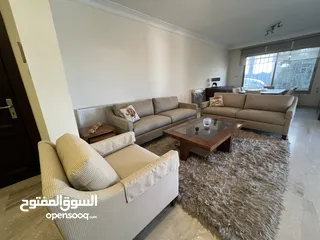  14 شقة ارضية مستقلة للبيع في عبدون خلف السفارة السعودية