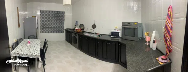  3 شقه للايجار