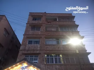 1 عمارة او شقق للبيع