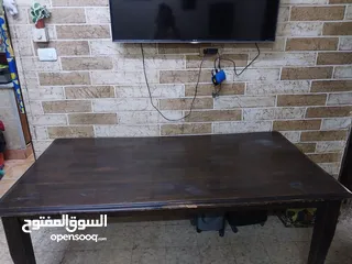  5 طاولة خشب تقيل بدون كراسي