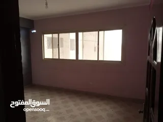  2 شقة شارعه ترعة الشابوي في القاهره شبرا