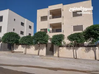  1 منزل للبيع ثلاث طوابق جديد منطقة البيضاء