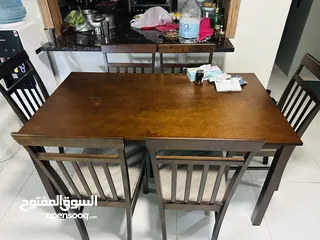  1 DINNING TABLE 6 SEATER