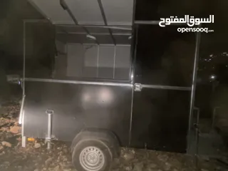  4 كرفان للطعام بحالة جديده