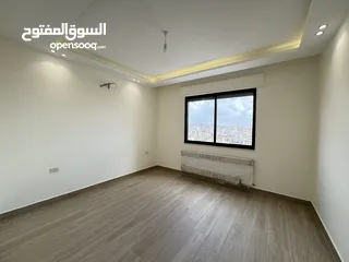  20 شقة بتشطيبات مميزه طابق ارضي مساحة 240م باجمل منطاق خلدا (مشروع 107)