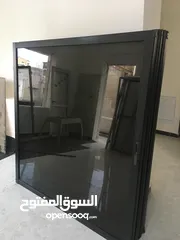  8 واجهات المنيوم بحال الوكاااله لون اسود زجاج عسلي مع كامل اغراضهم عدد  5