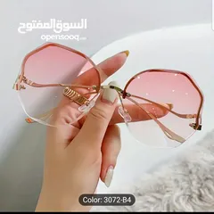  1 Female fashionable Sunglasses