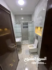  8 شقة طابق اول 4 نوم مجدده بلكامل خلف مطعم ورد بأقل سعر بلمنقطه