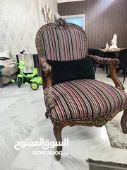  4 طقم كنب بحالة جيدة