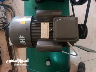  11 معدات محل بناشر
