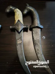  3 قطعتين قديمتين متقنا الصنع