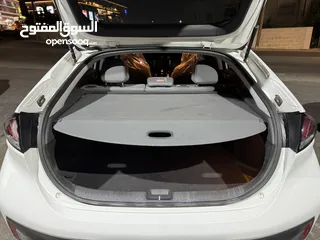  12 Hyundai IONIQ HYBRID  كفالة على البطارية لغاية 2029 من الوكالة عداد قليل اصلي ،بحالة الوكالة !