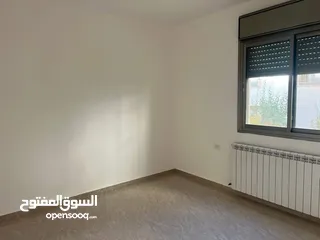  2 شقه فارغة للايجار في عين منجد فرب سوبرماركت بغداد