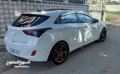  3 هونداي i30  2013