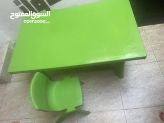  1 حضانة او روضة - كراسي و طاولات اطفال