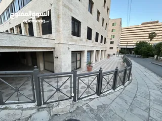  3 طابق أرضي تجاري للبيع أو الايجار في الشميساني