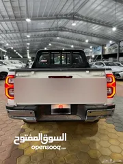  4 تويوتا هايلكس S-GLX اعلى المواصفات باللون الابيض المميز 2024