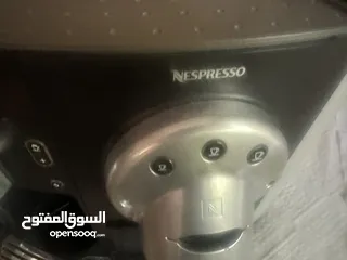 4 ماكينة تحضير قهوه Nespresso