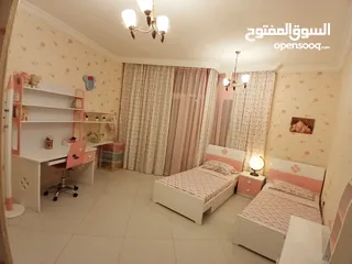  4 غرفة نوم بناتية girls bedroom  set..................................1300aed