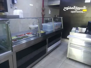  2 مطعم حمص و فول للبيع مجهز بالكامل.