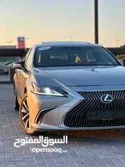  6 لكزس 20190ES300hمن دون حوادث ضمان دخول السعوديه