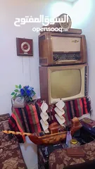  15 راديوهات مع تلفزيون قديم