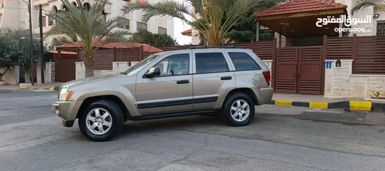  5 ‏جيب شروكي 2006 للبيع
