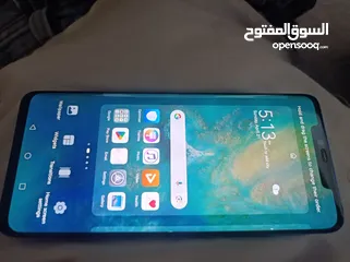  2 Huwei mate 20 pro good candidate work good back glass crack