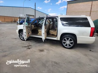  9 كاش أو اقساط من المالك كاديلاك اسكاليد 2011 VIP PLATINUM XL مميزه جدا 6.2cc