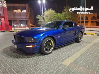  4 Ford mustang gt