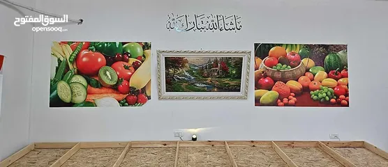  6 اغراض محل خضار وفواكه بحالة ممتازة ثلاجات ورفوف حديد مع خشب ومقاسات مختلفه ... ثلاجه عرض 4 متر .