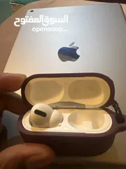  2 Apple AirPod pro