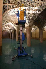  3 Man-lift for maintaining mosques and buildings  منصة العمل الجوية لصيانة المساجد والمباني