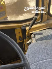  6 CATERPILLAR 910